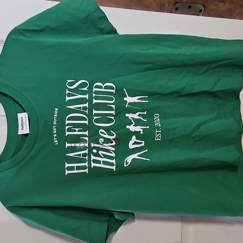 Halfdays WOMENS HIKE CLUB GRAPHIC TEE: GREEN: NEW WITH TAGS: SIZE XL